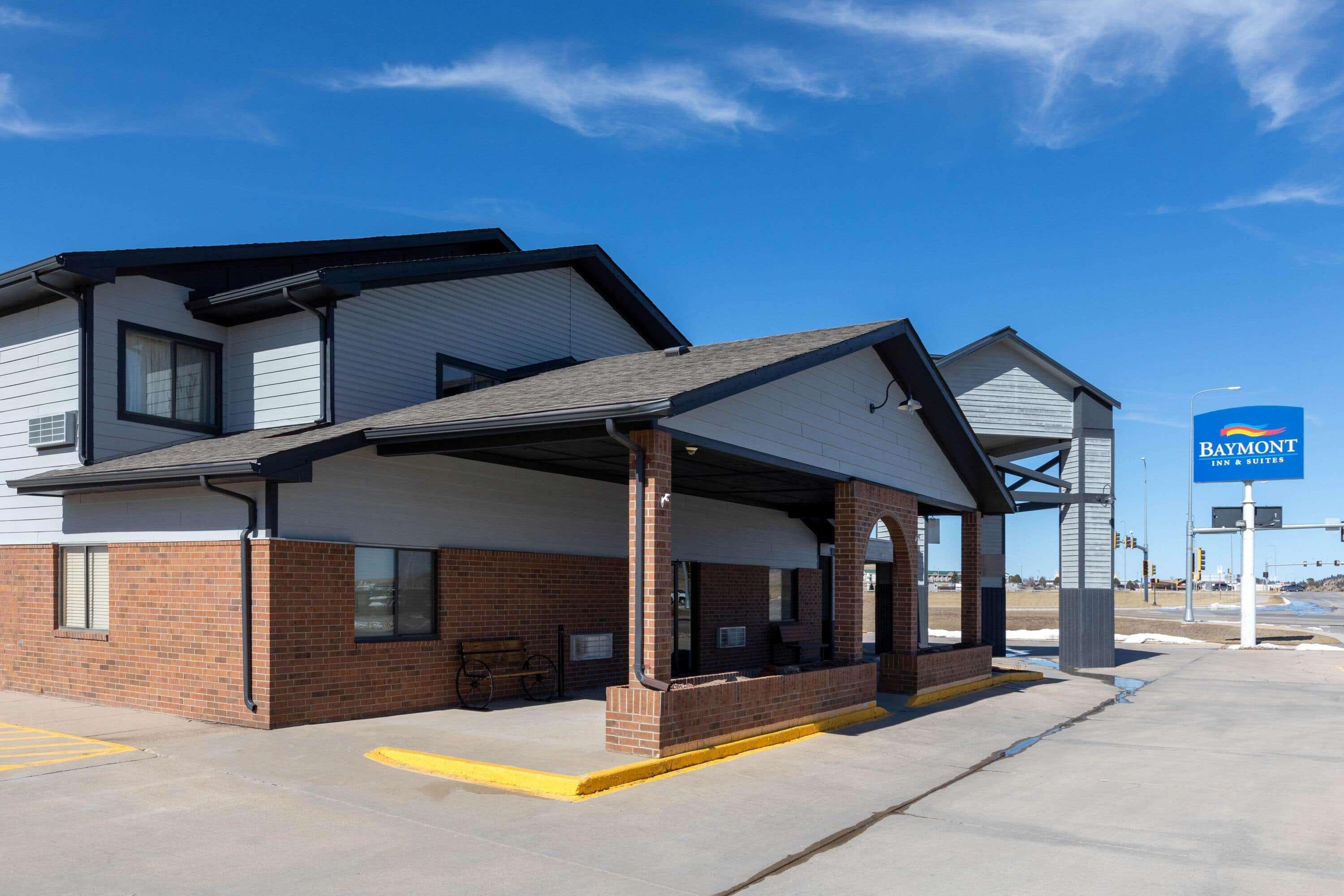 Baymont By Wyndham Spearfish Hotel Exterior foto
