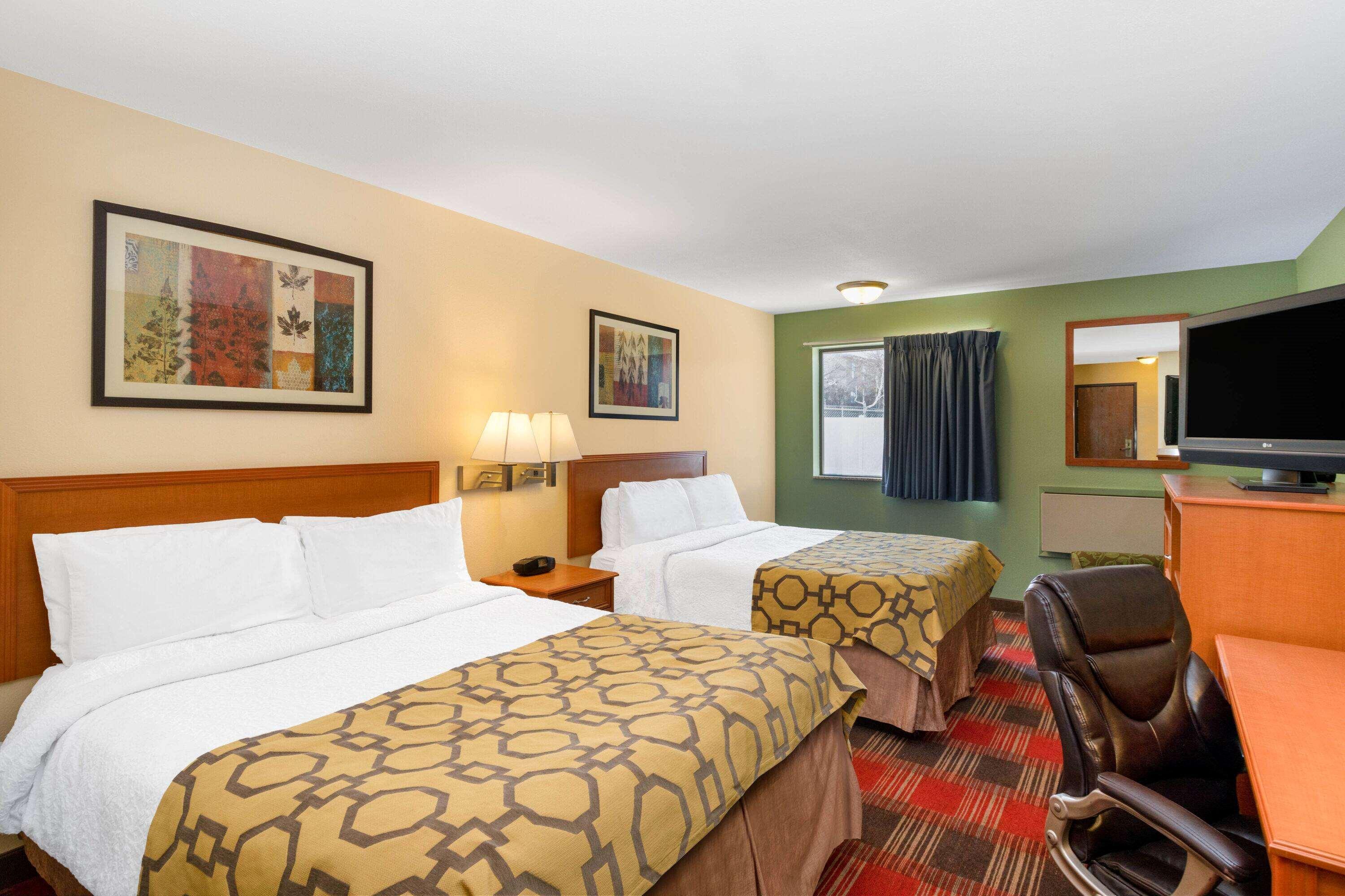 Baymont By Wyndham Spearfish Hotel Exterior foto