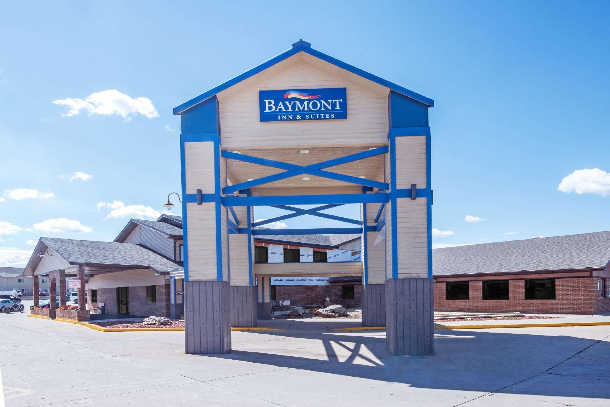 Baymont By Wyndham Spearfish Hotel Exterior foto