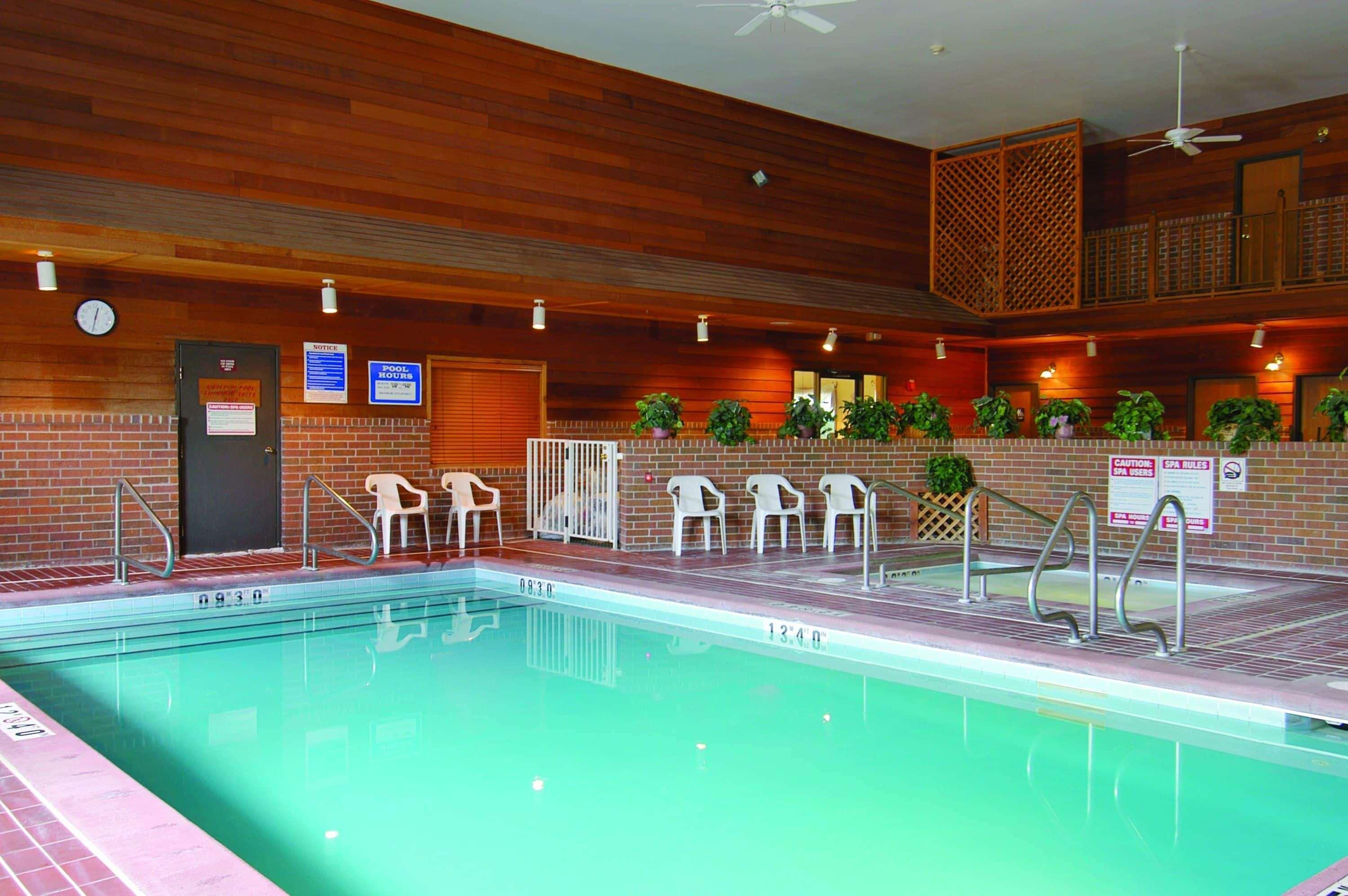 Baymont By Wyndham Spearfish Hotel Exterior foto